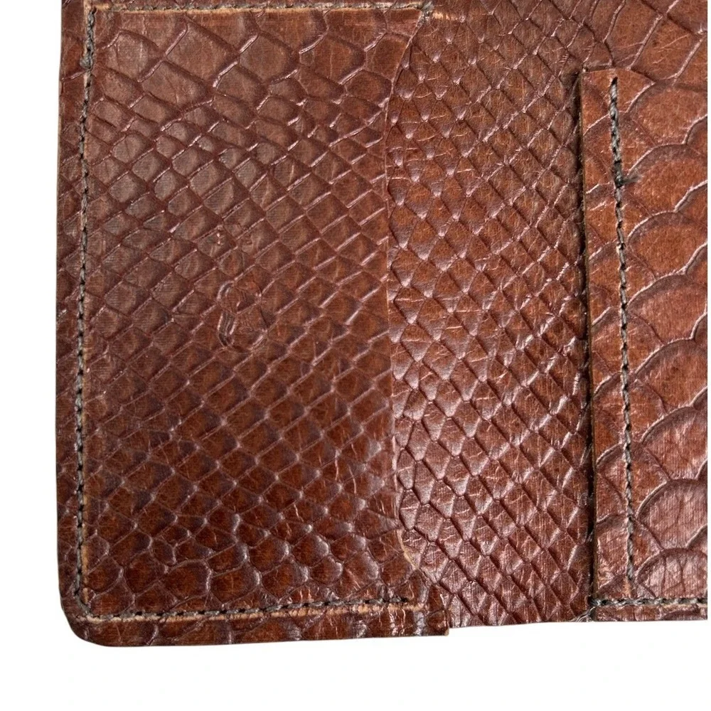 Handmade USA Western Bronco Leather Trifold Wallet Brown Salmon Skin